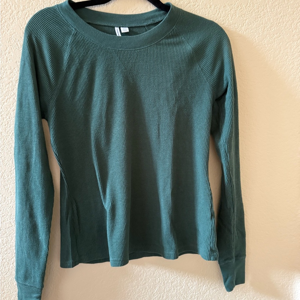 Women's Green Long Sleeve Top